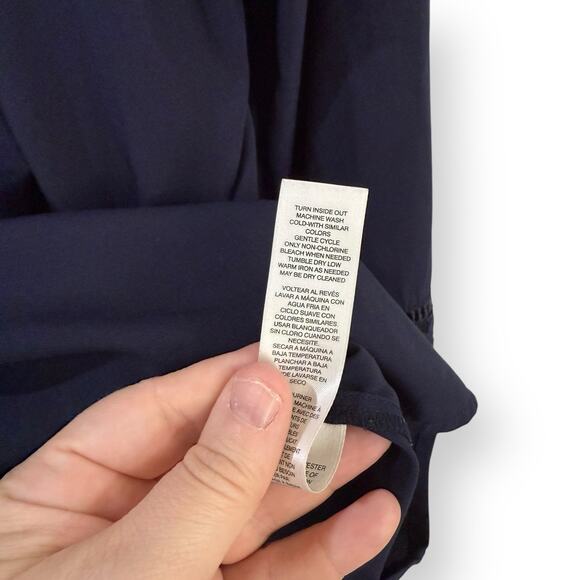 Chico's Navy Blue Velvet Eyelet Lace Detail Peasant Top Womens Size 2 Large Boho - Picture 6 of 10